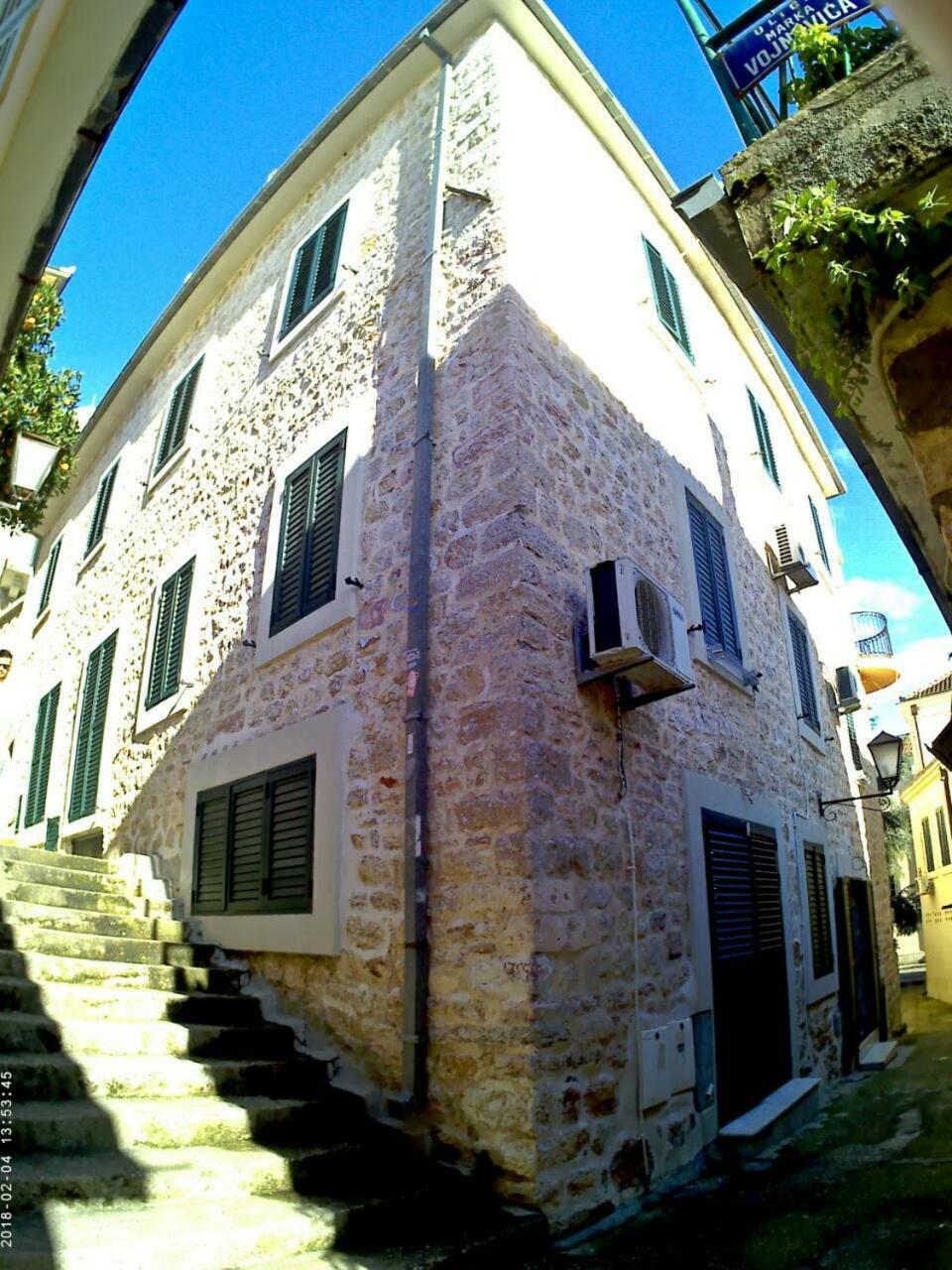 Stone House Херцег Нови Екстериор снимка