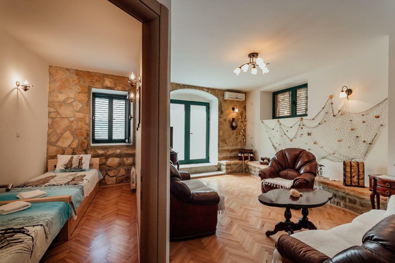 Stone House Херцег Нови Екстериор снимка